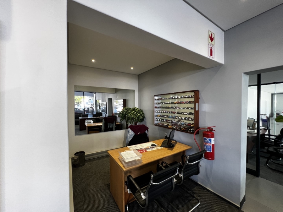 Commercial Property for Sale in Parow East Western Cape